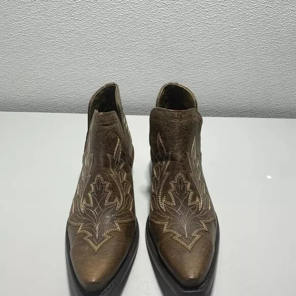 NEW ARIAT Dixon Low Heel Rhino Tan Print Womens Size 9 Slip On Leather Stitch