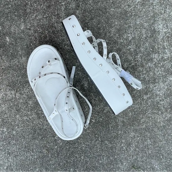 NEW Azalea wang white platform strappy sandals