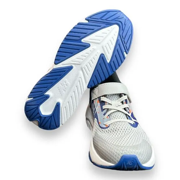 New Balance Rave Run V2 Size‎ 4.5 Navy Orange Kids Casual YTRAVGN2