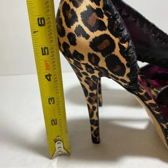 New Betsy Johnson Leopard Peep Toe Satin High Heel Pump Women's Shoes Size 10