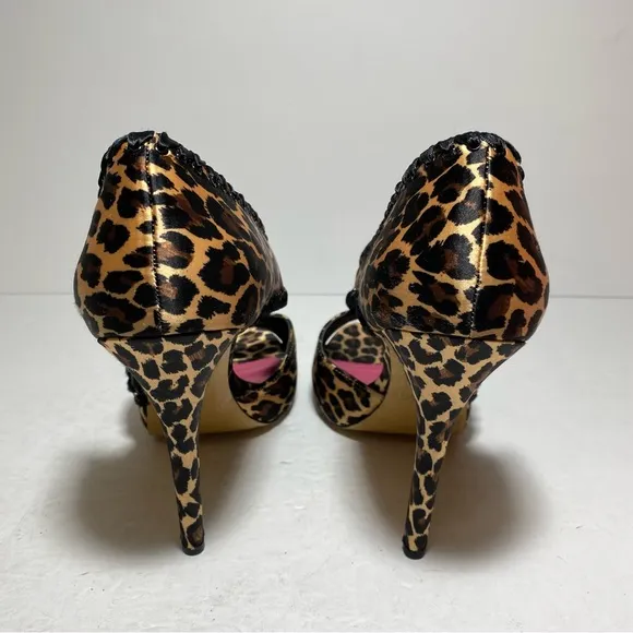 New Betsy Johnson Leopard Peep Toe Satin High Heel Pump Women's Shoes Size 10