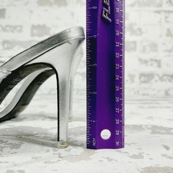 NEW Black Suede Studio Silver Strappy Square Toe Heeled Summer Sandals M1007