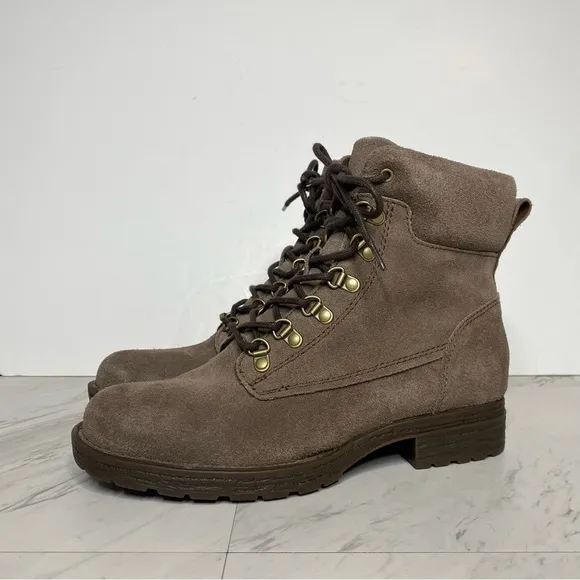 New! Born Codi Gray Lace Up Boot 8M