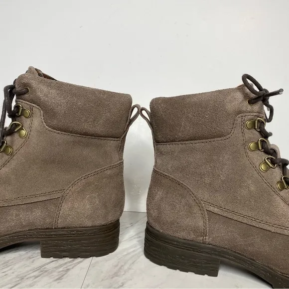 New! Born Codi Gray Lace Up Boot 8M