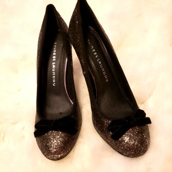 NEW Chinese Laundry Black Silver Glitter Heels Stiletto Leather Shoes Summer