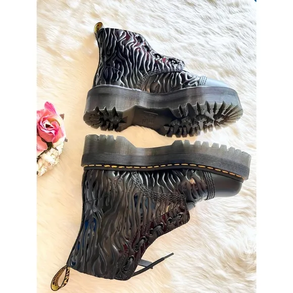 New • Dr. Martens Sinclair Zebra Platform Boots
