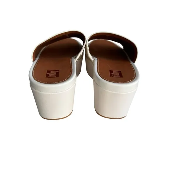 NEW Fitflop Eloise Cream Embossed Leather Sandals Platform Wedge Mules Women’s