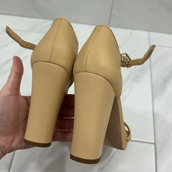 NEW! Franco Sarto Beige Leather Dima Heels- Size 9.5