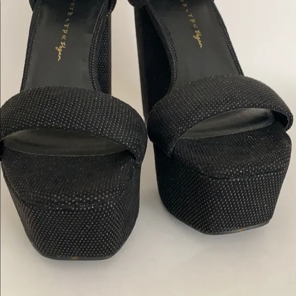 NEW Free People Vegan Suede Feel Black Platform Sandals Sz 8