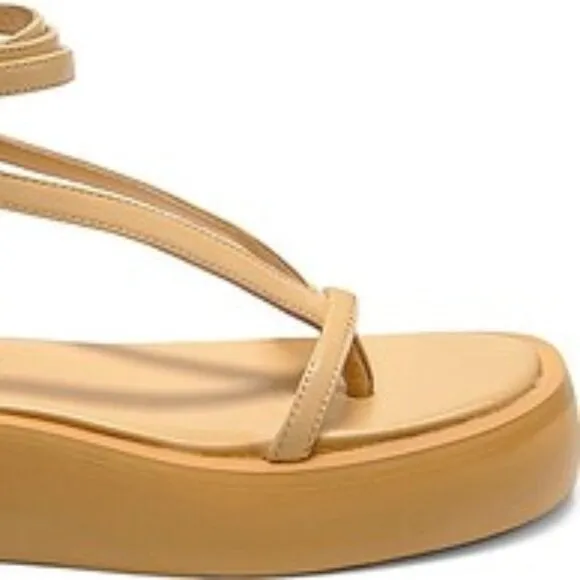NEW FREE PEOPLE Winnie Wrap Flatform  in  Vachetta  for women 252