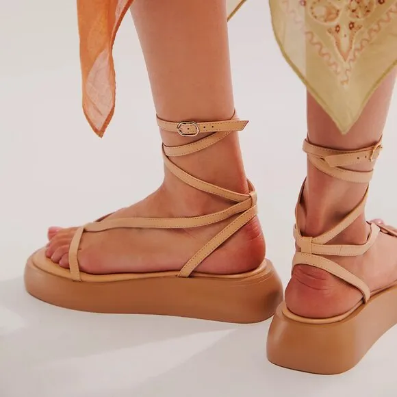 NEW FREE PEOPLE Winnie Wrap Flatform  in  Vachetta  for women 252