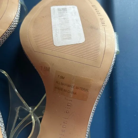 NEW Gianni Bini, Elegant Silver Stiletto Heels