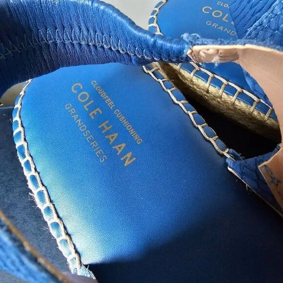 NEW IN BOX COLE HAAN CLOUDFEEL ESPADRILLE SANDALS BRIGHT COBALT SNAKE PATTERN 9B