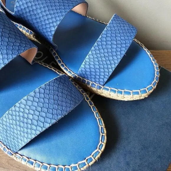 NEW IN BOX COLE HAAN CLOUDFEEL ESPADRILLE SANDALS BRIGHT COBALT SNAKE PATTERN 9B