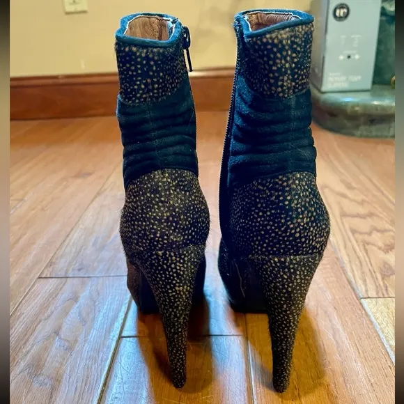 NEW JEFFERY CAMPBELL PLATFORM JONESEY PONY BOOTS!