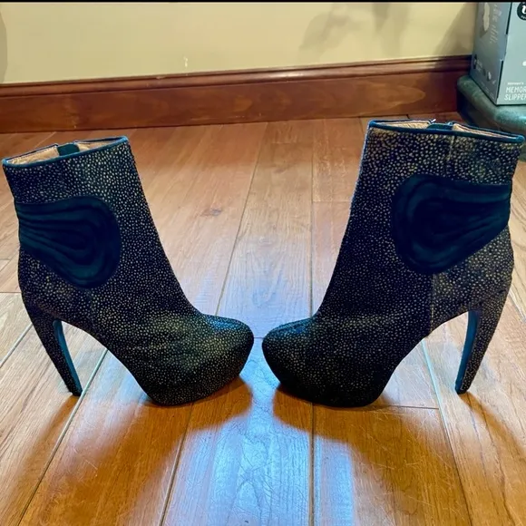 NEW JEFFERY CAMPBELL PLATFORM JONESEY PONY BOOTS!