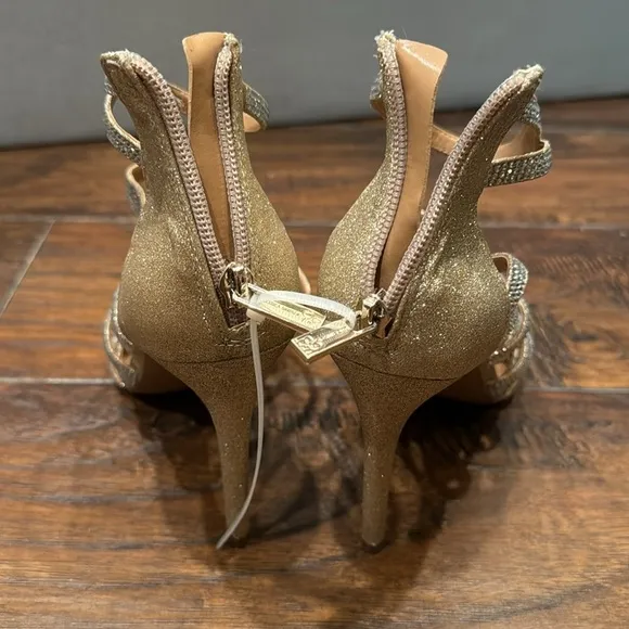 NEW! Jessica Simpson Champagne Parminda Pump - Size 7.5/38eu