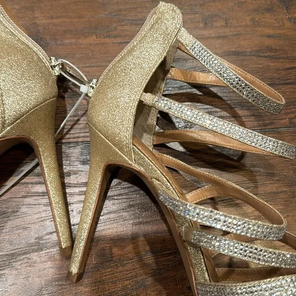 NEW! Jessica Simpson Champagne Parminda Pump - Size 7.5/38eu