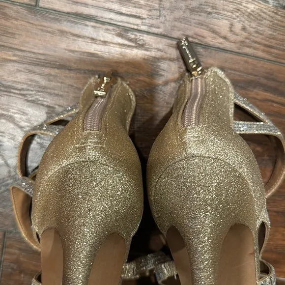 NEW! Jessica Simpson Champagne Parminda Pump - Size 8/39
