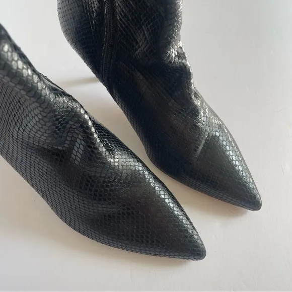NEW L’Agence Aimee II Bootie in‎ Black Snake Reptile Pointed Toe 39.5 EU 9 US