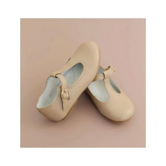 NEW L'AMOUR kid's eleanor flat shoes in latte