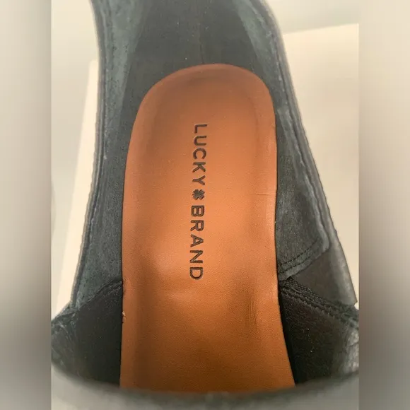 🌹New Listing🌹NWT Lucky Vellida Women’s Black Leather Ankle Boot Bootie Shoes