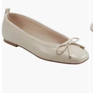 New Marc Fisher Elegant Cream Ballet Flats size 9