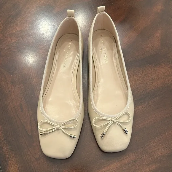 New Marc Fisher Elegant Cream Ballet Flats size 9
