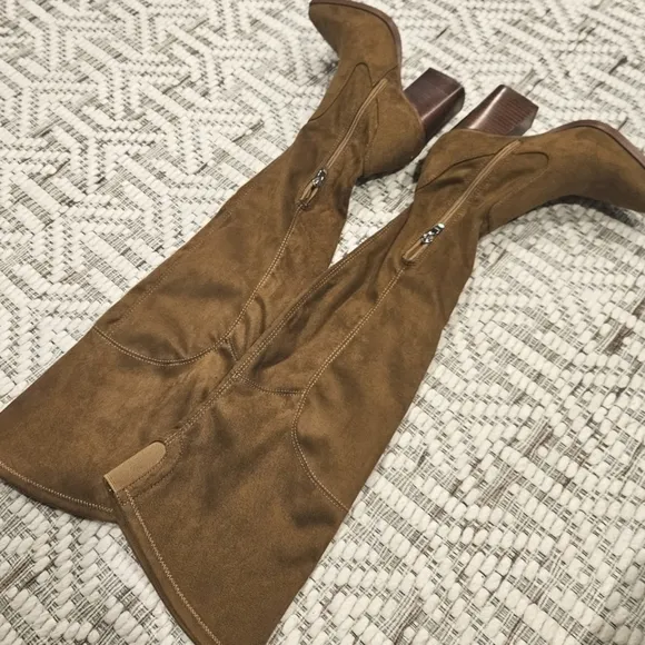 NEW! MARC FISHER Mayko Cognac Pointed Toe Over The Knee Boots!