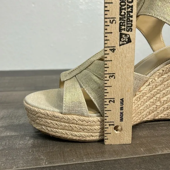 NEW Michael Kors Women's Berkley Gold Wedge Sandals