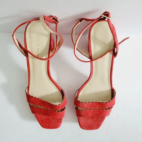 NEW Pelle Moda Red Suede Platform Sandals Heel 3,5 &quot;