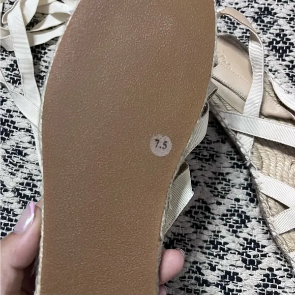 New Reformation Liv Off White Lace up Espadrille Sandals Size 7.5