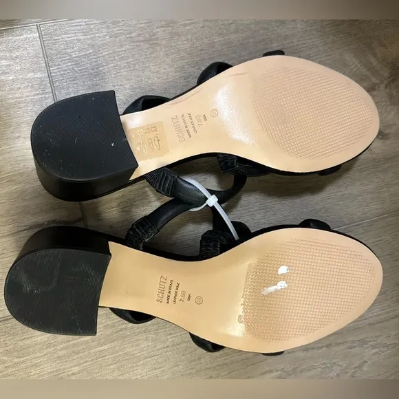 NEW! Schutz Black Olly Block Heel Sandal - Size 7.5