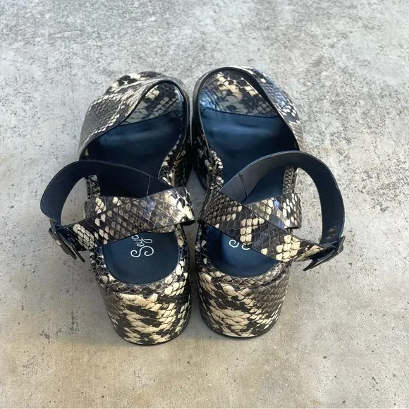 NEW Seychelles Calming Influence Python Snake Platform Sandals NWOB Size 9