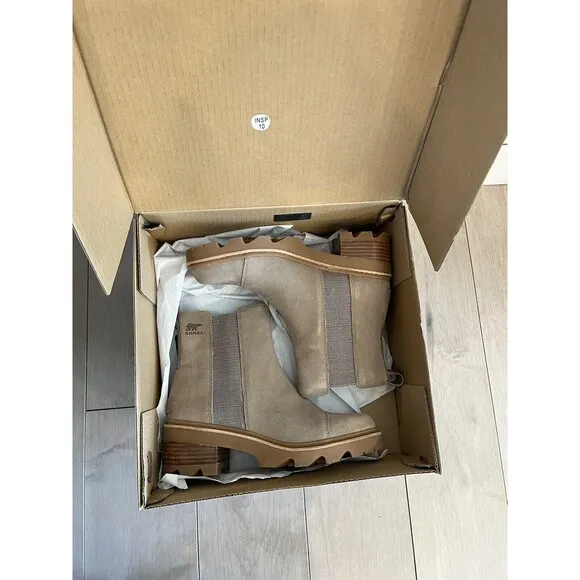 New Sorel Joan Now Chelsea Women sz 11 low  Heel Suede Leather Ankle Boots Taupe