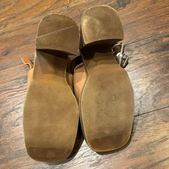 NEW! Steve Madden Camel Forza Sandal - Size 8