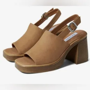 NEW! Steve Madden Camel Forza Sandal - Size 8