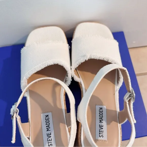 NEW Steve Madden Daysee Frayed Denim Platform Ankle Strap Sandals