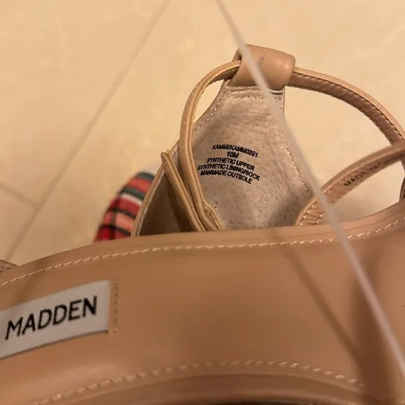 NEW! Steve Madden Natural Kammi Strappy Platform Sandal - Size 10