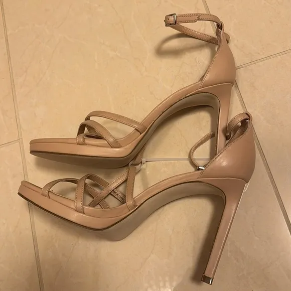 NEW! Steve Madden Natural Kammi Strappy Platform Sandal - Size 10