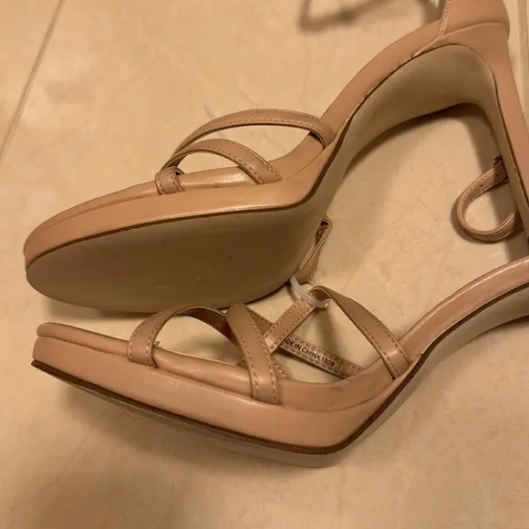 NEW! Steve Madden Natural Kammi Strappy Platform Sandal - Size 10