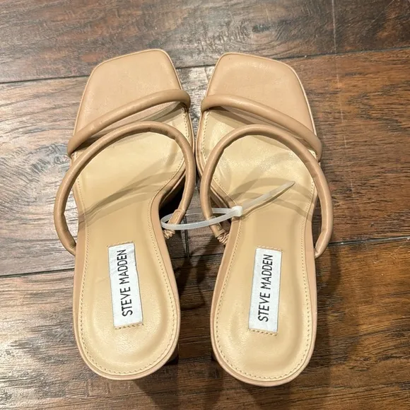 NEW! Steve Madden Natural Polly Sandal - Size 9.5