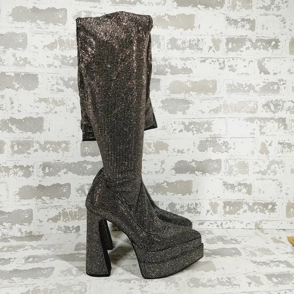 NEW Steve Madden Sultry Studded Platform Over the Knee Boots F611