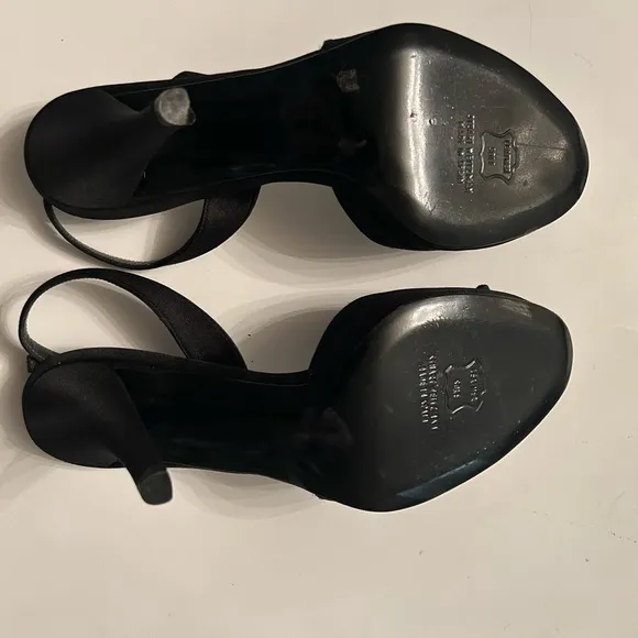 New STUART WEITZMAN satin sling back peep toe sandals black crystal bow 8W