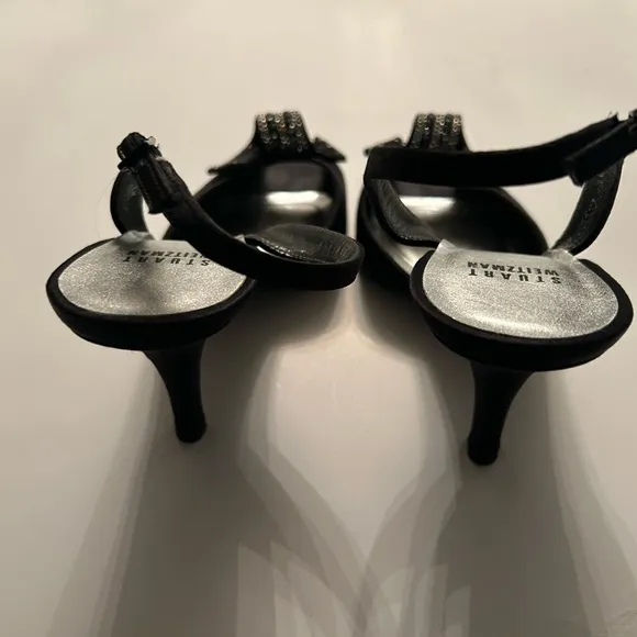 New STUART WEITZMAN satin sling back peep toe sandals black crystal bow 8W