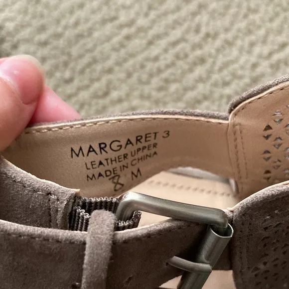 NEW TAHARI Taupe Grey Margaret Perforated Suede Block Heel Sandals Shoes 8 NIB