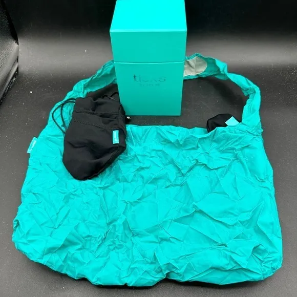 New Tieks Sz 7 Shoes Pacific Green Ballet Slipper Flats w/ Storage and Tote Bags