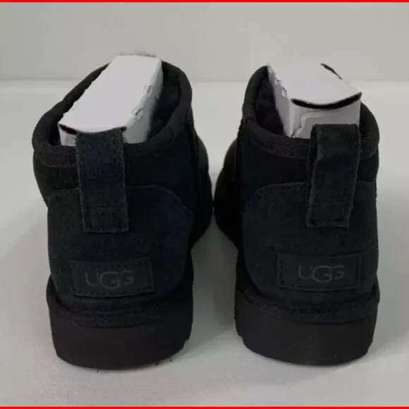 New UGG Women's Classic Ultra Mini Suede Boots Size 8 Black