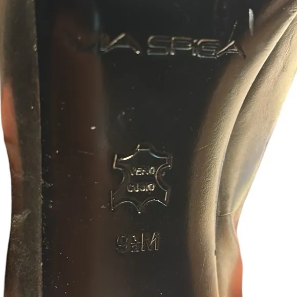 NEW Via Spiga Black Leather Peep Toe Pumps Size 9.5 High Heel Shoes