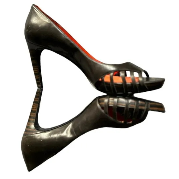 NEW Via Spiga Black Leather Peep Toe Pumps Size 9.5 High Heel Shoes